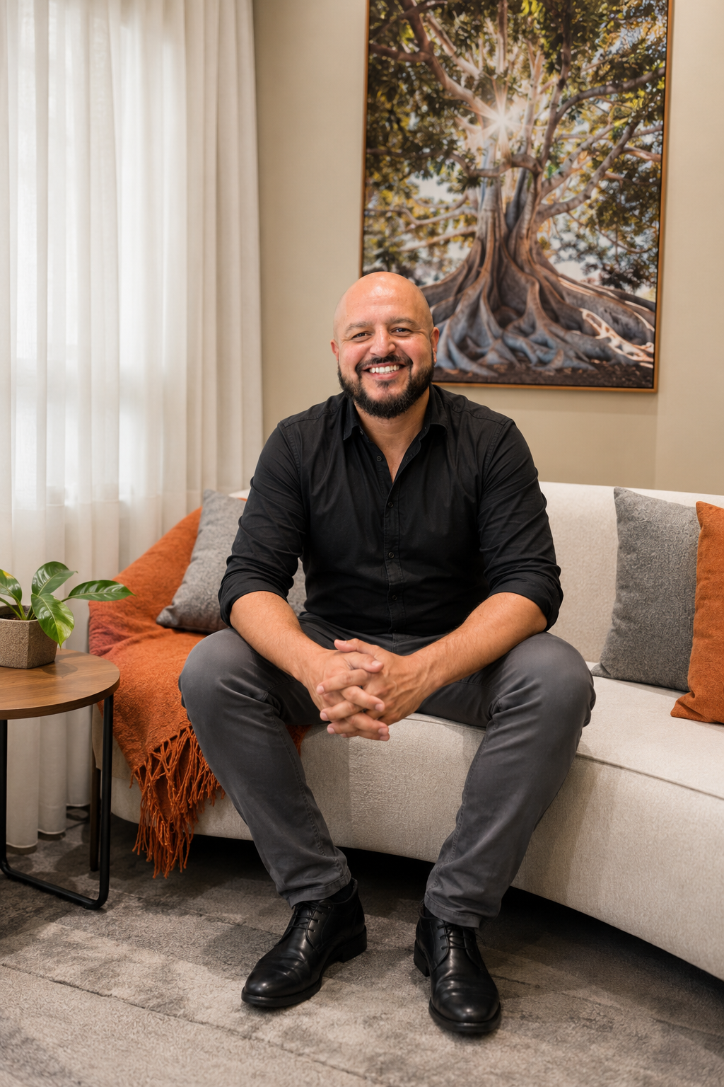 Juan Manuel Aguayo em seu consultório